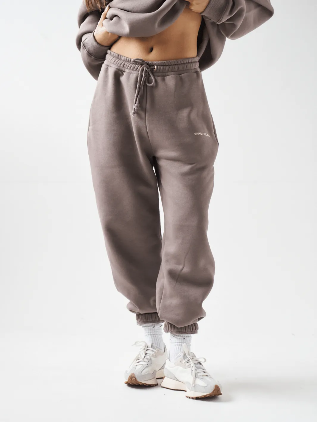 Baggy Essential Joggers - Washed Brown
