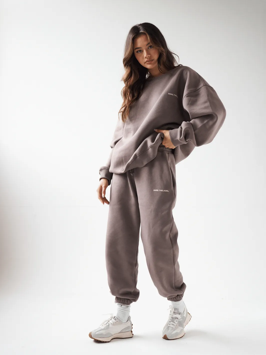 Baggy Essential Joggers - Washed Brown