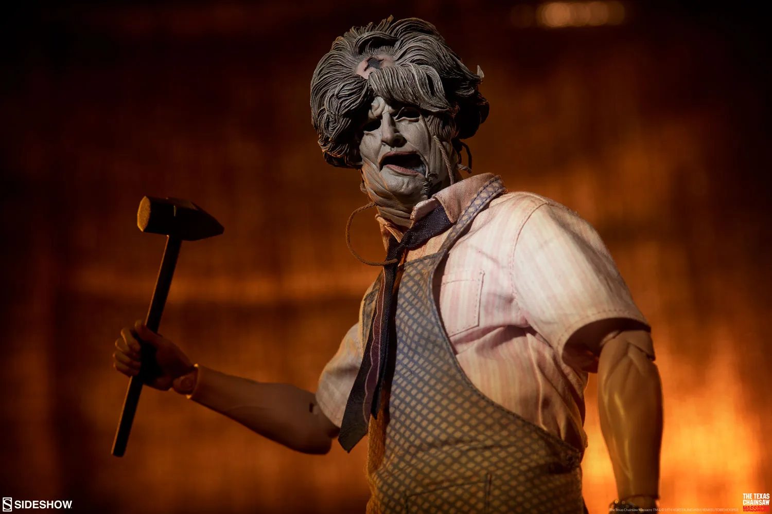 Sideshow Collectibles - Texas Chainsaw Massacre Sixth Scale Figure - Leatherface
