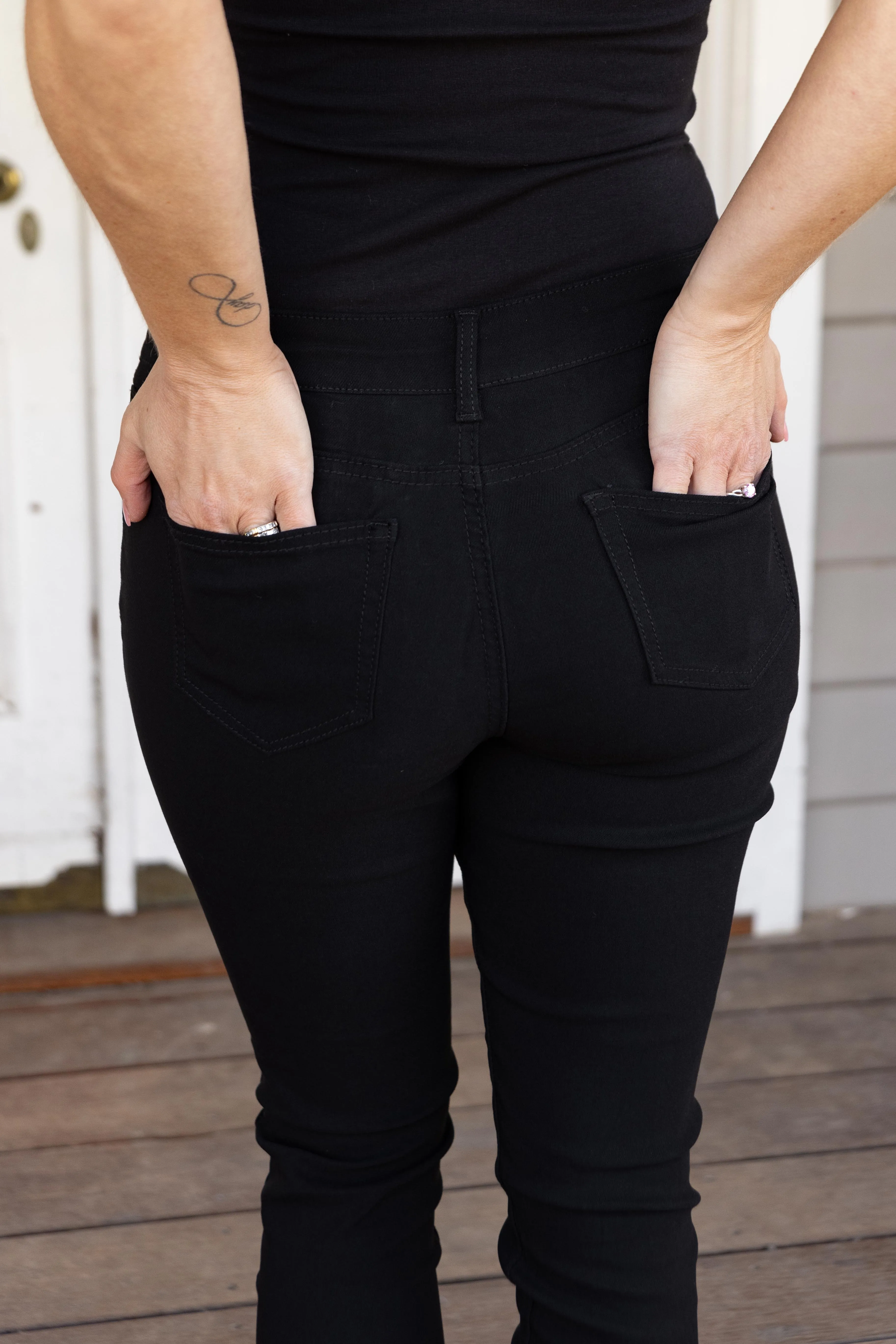 Tyler Jeans in Black
